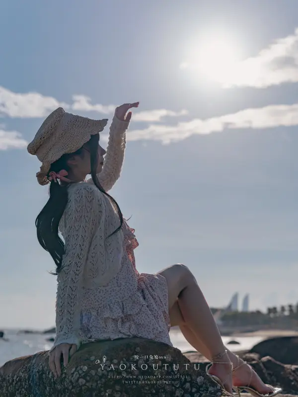 邻家小妹&日不落 - 咬一口兔娘